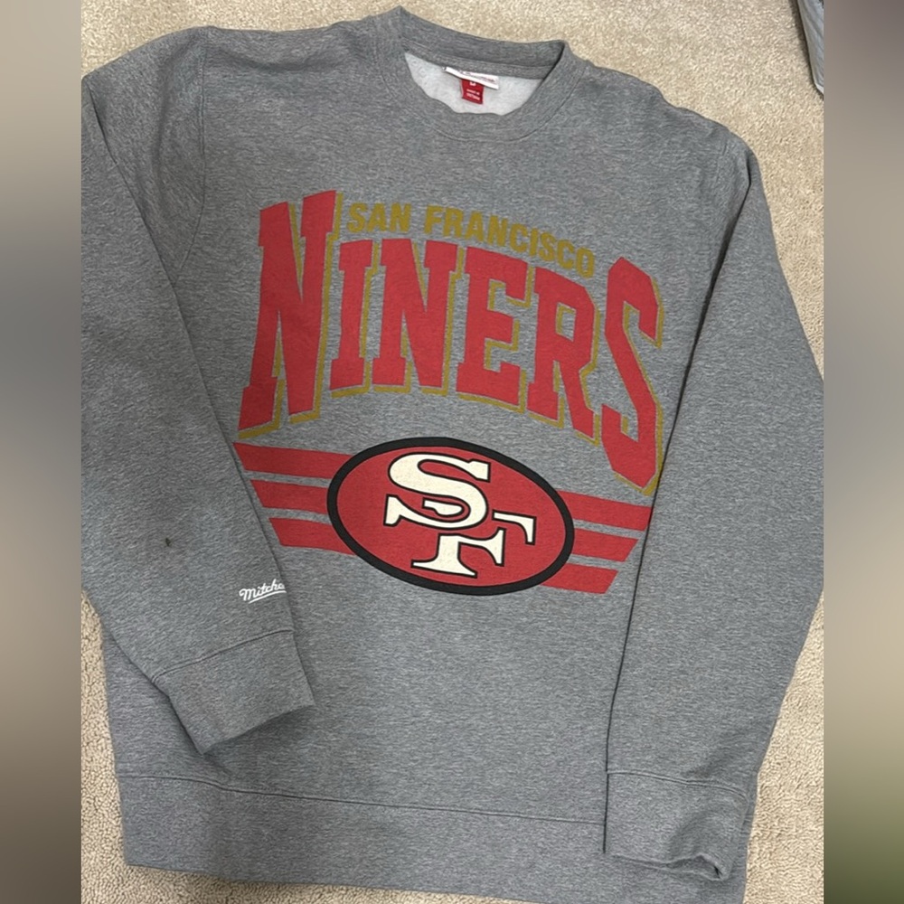 Men’s 49ers sweatshirt Large in EUC